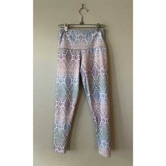 Onzie Pastel Print Cropped Crop Activewear Gym Leggings Size S/M Multi Color - Picture 1 of 7